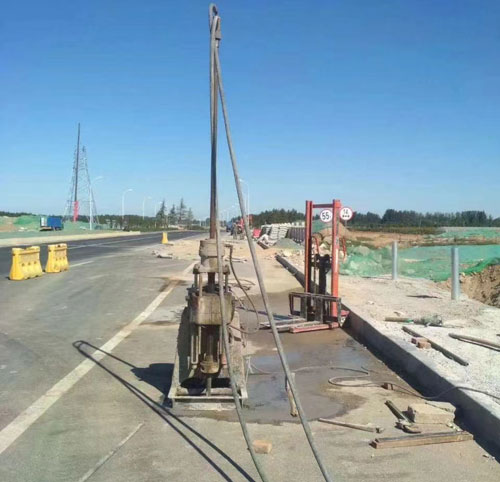 新华公路高聚物注浆加固